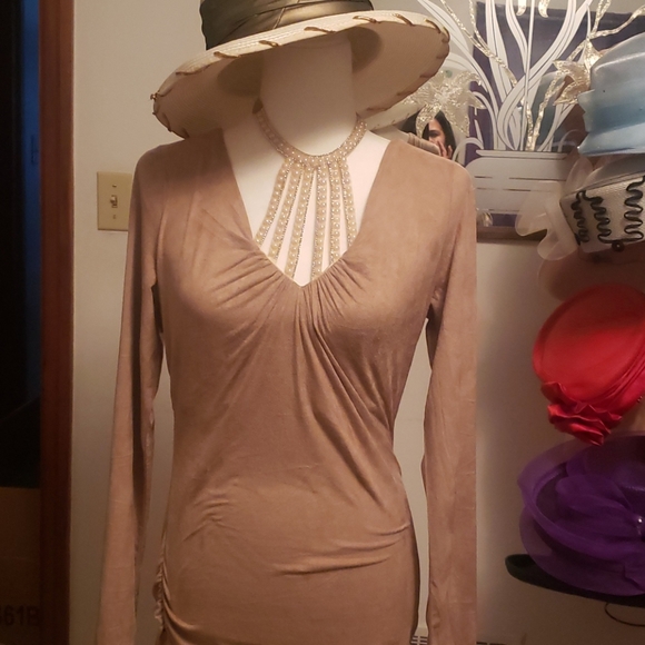 Dresses & Skirts - Dress